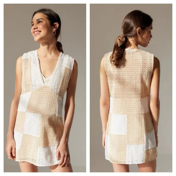 Urban Outfitters Kay Cream Tan Patchwork 70s Eyelet Shift Mini Dress Medium - Picture 1 of 15
